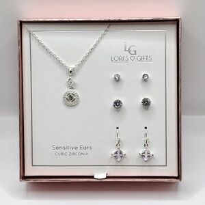 NWT Elegant Silver Necklace and Earrings Set with Crystal Cubic Zirconia.
